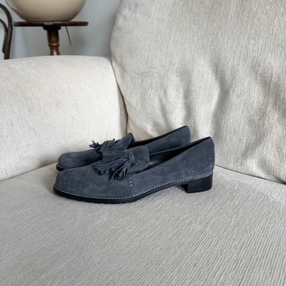 Stuart Weitzman Suede Leather Tassel Loafers Low Block Heel Shoes 8.5M Grey Blue